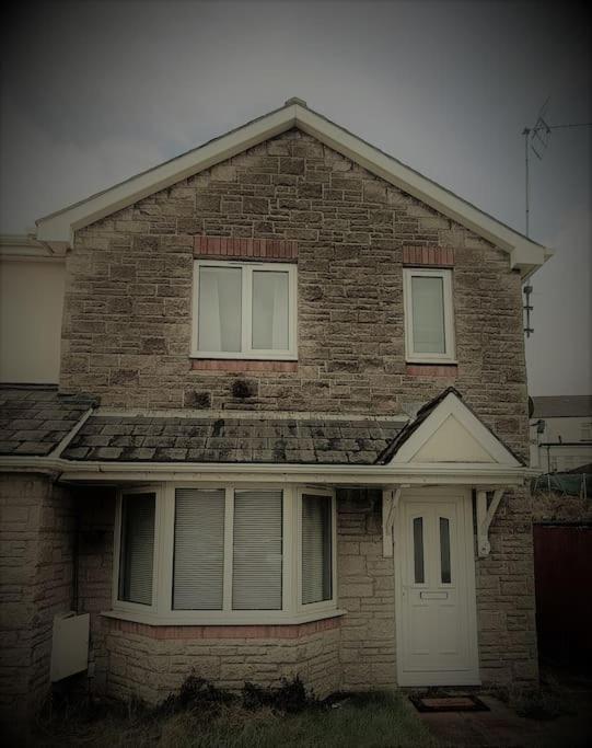 فيلا Trevithick Gardens, No 47. ميرثير تيدفيل المظهر الخارجي الصورة