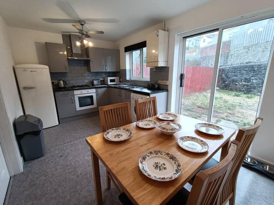 فيلا Trevithick Gardens, No 47. ميرثير تيدفيل المظهر الخارجي الصورة